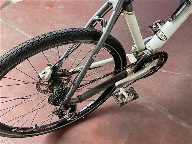 Mountainbike - afbeelding 6 van  6