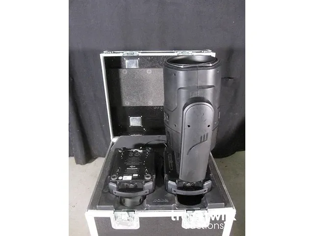 Moving head - afbeelding 1 van  7