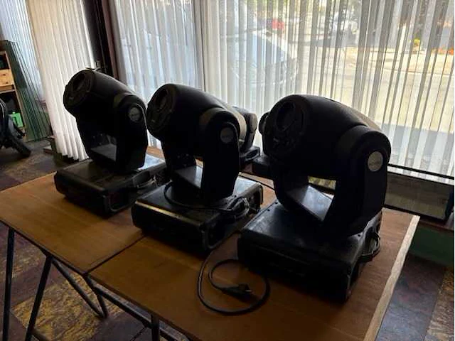 Movitec - moving head (3x) - afbeelding 2 van  7