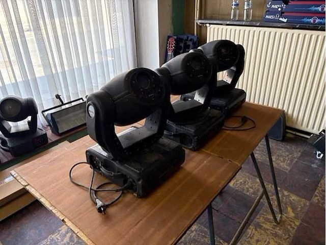 Movitec - moving head (3x) - afbeelding 4 van  7