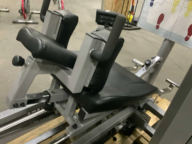 Mrs - reha legpress - fysio - power station - afbeelding 6 van  7
