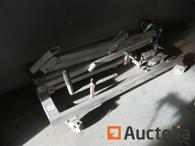 Muba kragamlift kal275 opvouwbare ligger lift roltafel - afbeelding 4 van  4