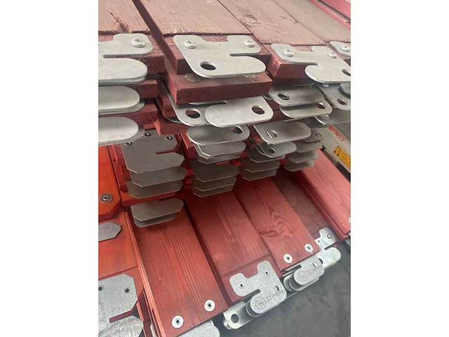Multi-directionele layher compatibele houten plintenset - afbeelding 4 van  4