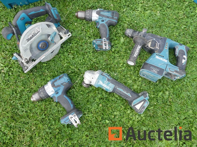 Multi-tool makita dtm 51, decoupeerzaag makita dgb 182, cirkelzaag makita dhs 680 - afbeelding 5 van  8