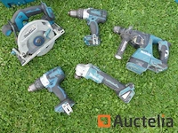 Multi-tool makita dtm 51, decoupeerzaag makita dgb 182, cirkelzaag makita dhs 680 - afbeelding 5 van  8