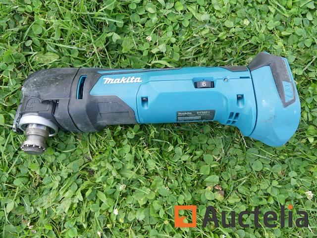 Multi-tool makita dtm 51, decoupeerzaag makita dgb 182, cirkelzaag makita dhs 680 - afbeelding 6 van  8