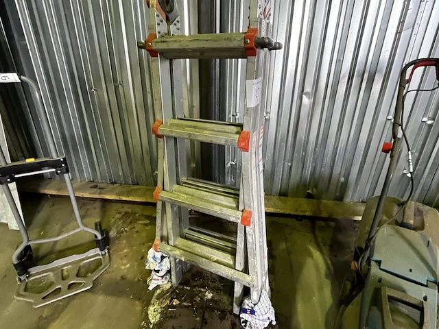 Multifunctionele vouwladder little giant - afbeelding 2 van  5