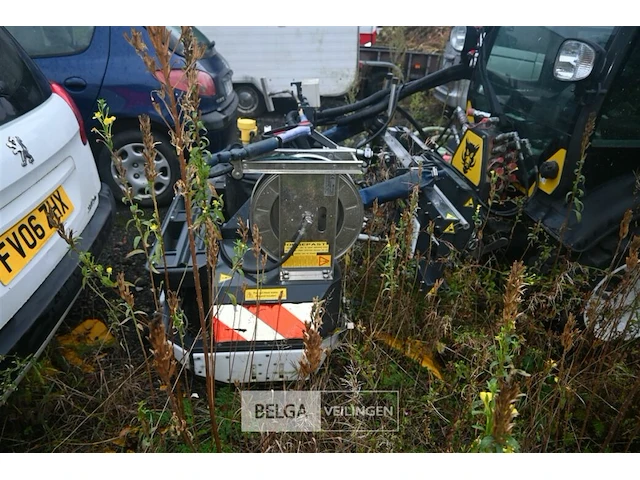 Multihog met wave weed control opbouw - afbeelding 21 van  22