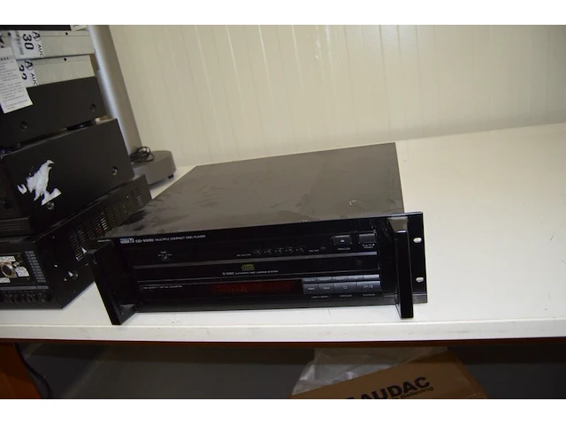 Multiple compact disc player interm cd-3500 - afbeelding 1 van  5