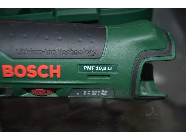 Multitool bosch pmf 10,8li met lader in koffer zonder batterij - afbeelding 5 van  6