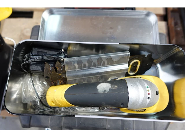 Multitool powerplus + schaafmachine dewalt - afbeelding 3 van  3