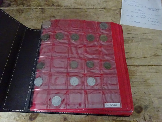 Muntenalbum met buitenlandse munten 24blz - afbeelding 2 van  5