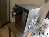 Mussana boy slagroom machine