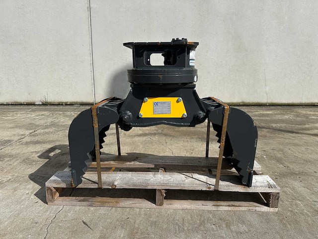 Mustang - 2024 - grp150ch - sorteergrijper - afbeelding 1 van  9