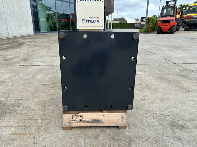 Mustang - 2025 - hm1002 - hydraulische hamer - afbeelding 2 van  6