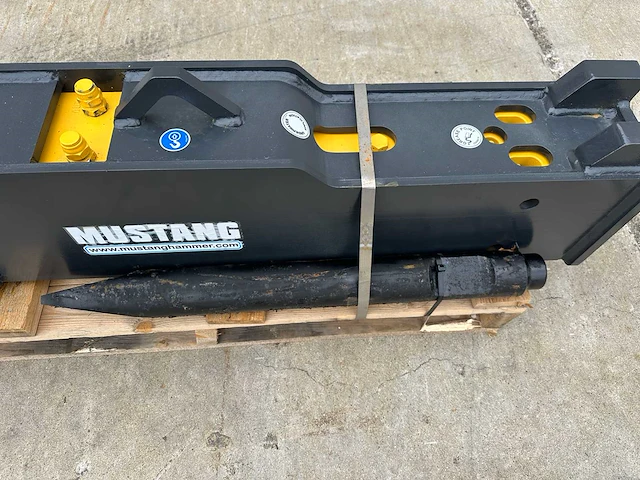 Mustang - 2025 - hm1002 - hydraulische hamer - afbeelding 6 van  6