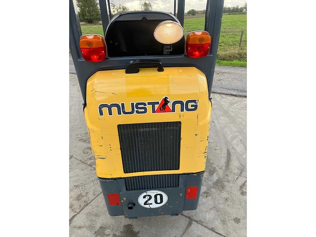 Mustang - al 100 - shovel - 2015 - afbeelding 32 van  55