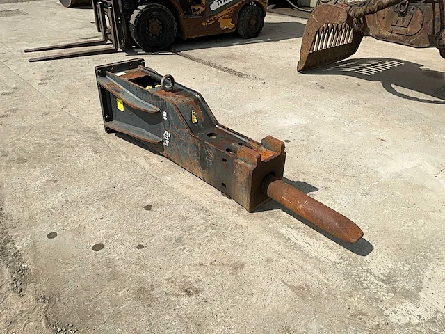 Mustang hm1500 hydraulische rotsbreker andere grondverzetmachines - afbeelding 8 van  12