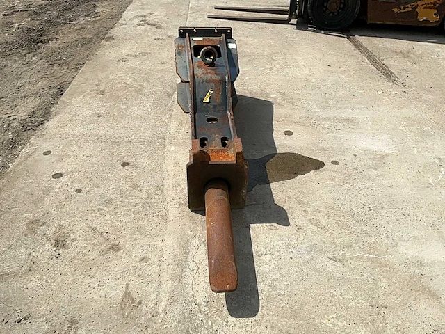 Mustang hm1500 hydraulische rotsbreker andere grondverzetmachines - afbeelding 9 van  12
