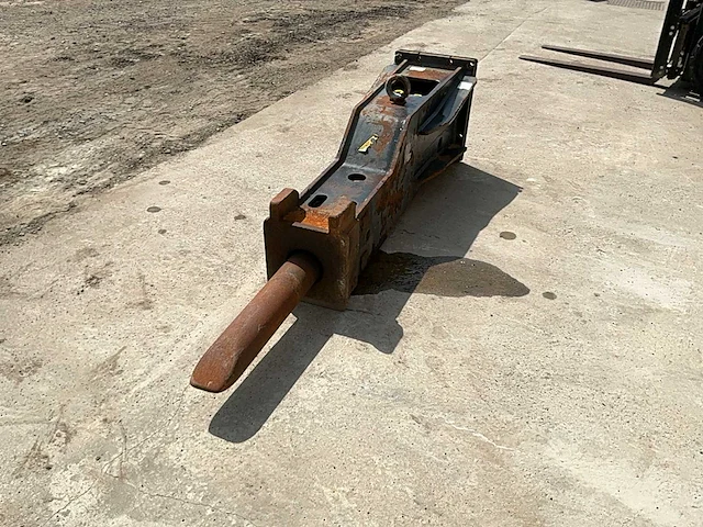 Mustang hm1500 hydraulische rotsbreker andere grondverzetmachines - afbeelding 10 van  12