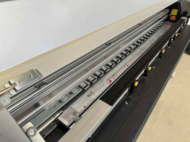 Mutoh - valuejet 1638uh plotter - afbeelding 9 van  9