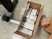 Mutoh vj-130e solvent printer + accessoires - afbeelding 4 van  13