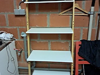 Muurrek nieuw ( h 1650mm d 400mm b 600 mm ) - afbeelding 1 van  3