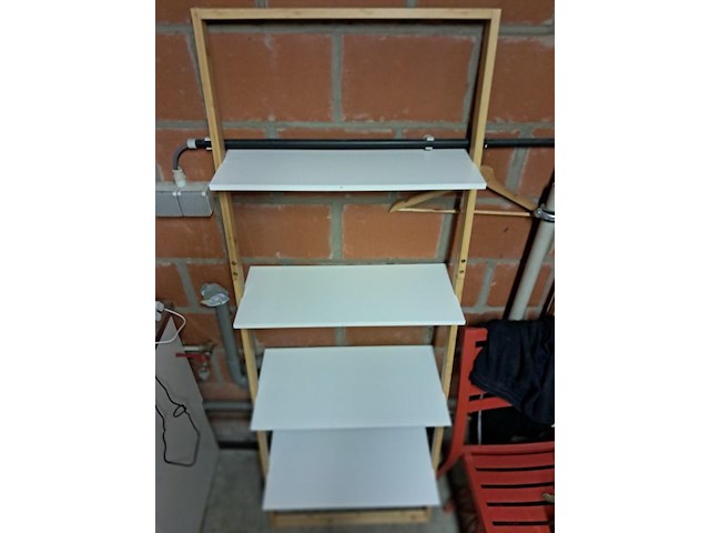 Muurrek nieuw ( h 1650mm d 400mm b 600 mm ) - afbeelding 2 van  3