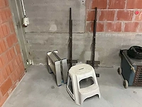 Muursteunen baddings + 2x trapladder - afbeelding 1 van  2