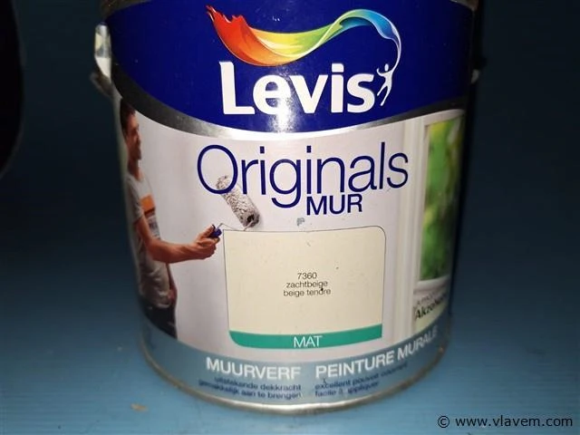 Muurverf 2,5l soft satin merk ; levis winkelprijs 35 € kleur zachtbeige - afbeelding 1 van  1