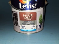 Muurverf 2,5l weersbestendig soft satin merk ; levis winkelprijs 70 € - afbeelding 1 van  1