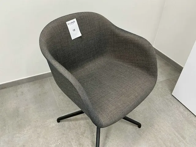 Muuto design bureaustoel - afbeelding 4 van  4