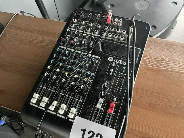 Muziekinstallatie rcf - afbeelding 5 van  12