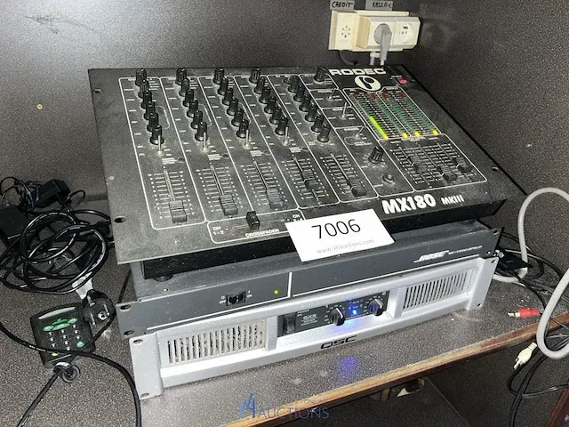 Muziekinstallatie - afbeelding 1 van  5