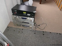 Muziekinstallatie - afbeelding 1 van  2
