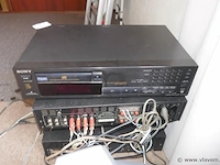 Muziekinstallatie - afbeelding 2 van  2