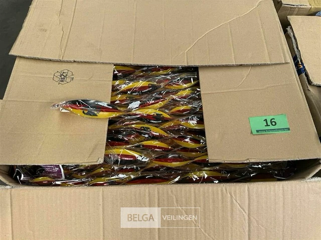Mystery box - afbeelding 1 van  4