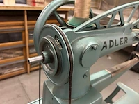 Naaimachine adler - afbeelding 3 van  7
