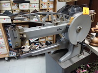 Naaimachine adler - afbeelding 3 van  9