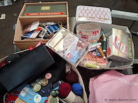 Naaimateriaal - afbeelding 3 van  4