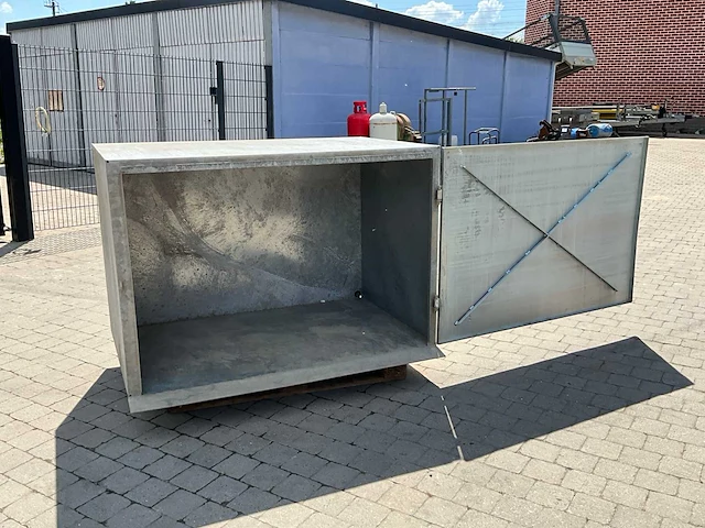 Nachtkluis voor pallet leveringen - afbeelding 6 van  7