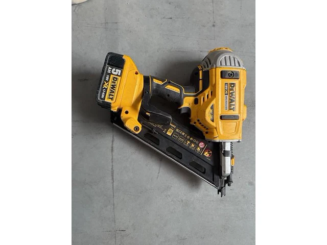 Nagelpistool op accu, dewalt - afbeelding 3 van  6