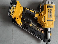 Nagelpistool op accu, dewalt - afbeelding 3 van  6