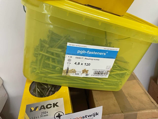 Nagels en houtschroeven - afbeelding 3 van  7