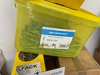 Nagels en houtschroeven - afbeelding 3 van  7
