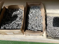 Nagels, haken - afbeelding 5 van  6