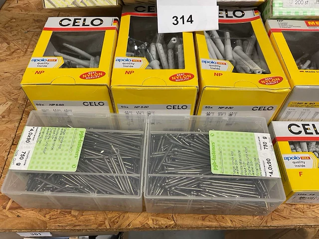 Nagels pluggen inox schroeven - afbeelding 2 van  7