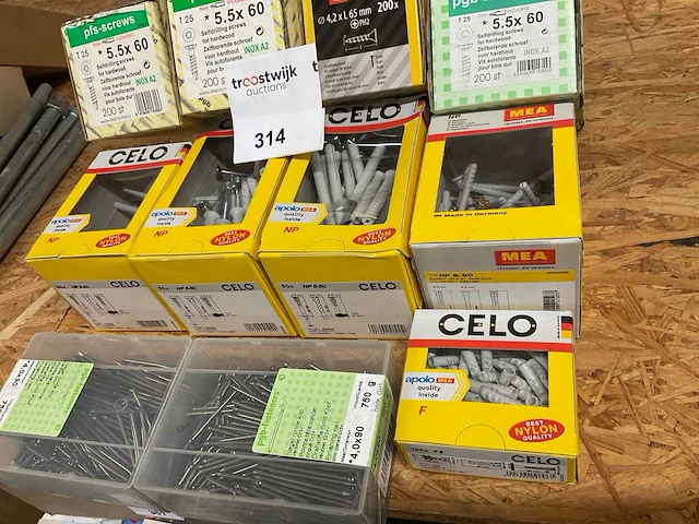Nagels pluggen inox schroeven - afbeelding 4 van  7
