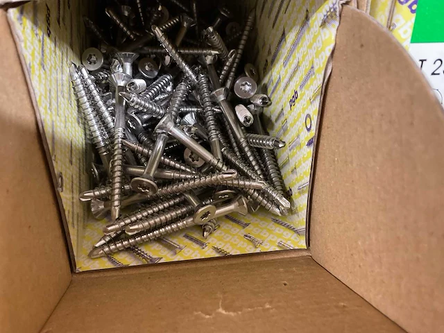 Nagels pluggen inox schroeven - afbeelding 7 van  7