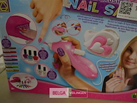 Nagelsalon - afbeelding 2 van  2